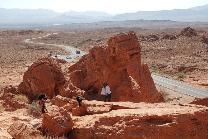 private-hoover-dam-and-valley-of-fire-combo-tour-with-brunch