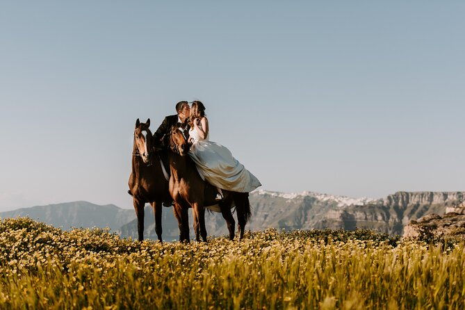 private-horse-riding-experience-in-santorini-2