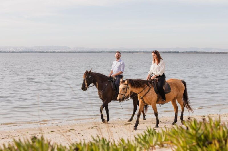 private-horseback-riding-on-the-beach-2