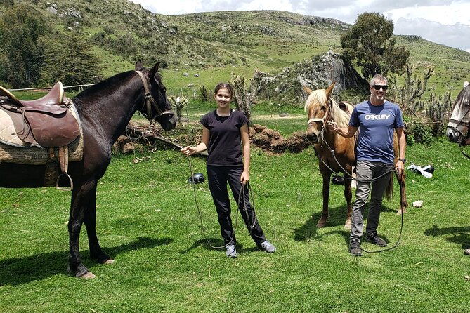private-horseback-riding-tour-around-sacsayhuaman