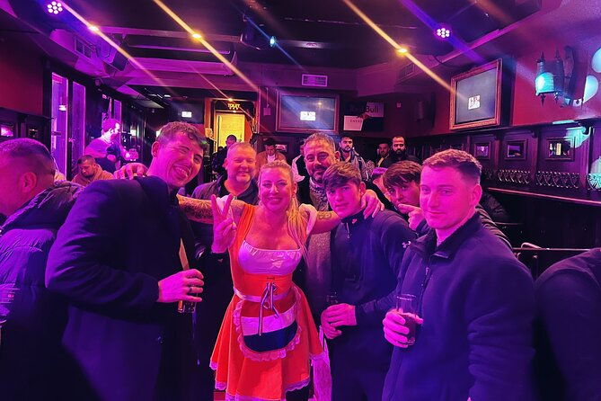 private-hostess-bar-tour-in-amsterdam-red-light-district-3h
