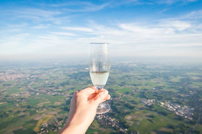private-hot-air-balloon-ride-in-vilnius