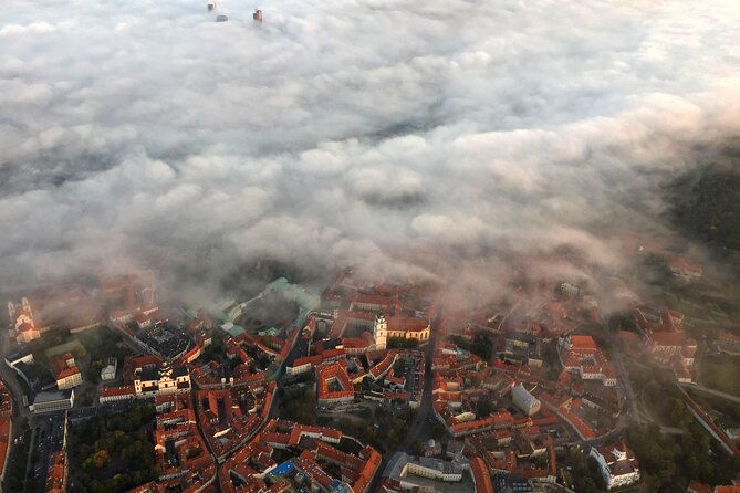 private-hot-air-balloon-ride-in-vilnius