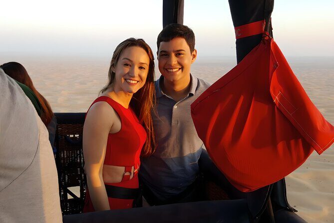 Private Hot Air Balloon Tour over the Dubai Desert - Key Points