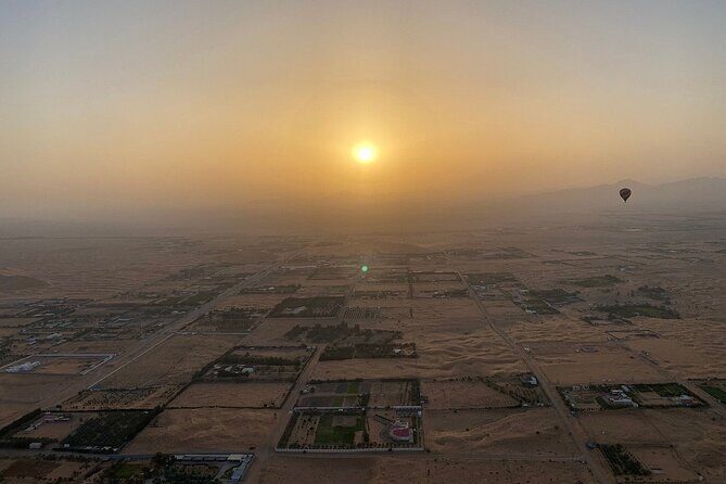 Private Hot Air Balloon Tour over the Dubai Desert - Authentic Experiences from Reviews