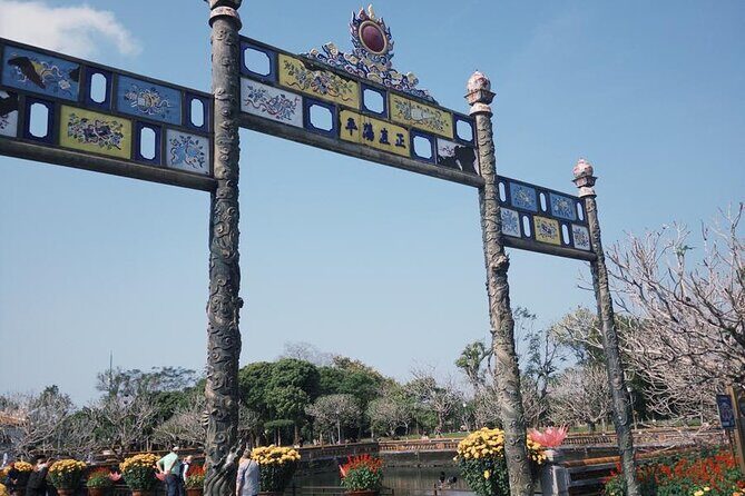 Private Hue City Tour with Hai Van Pass From Hoi An or Da Nang - FAQ