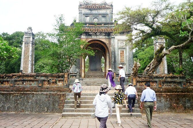 Private Hue City Tour with History Teller Guide - Key Points