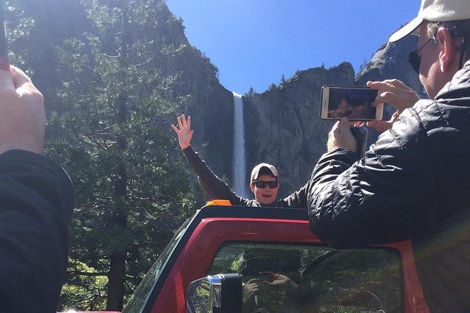 private-hummer-4-x-4-tour-of-yosemite-including-hotel-pickup
