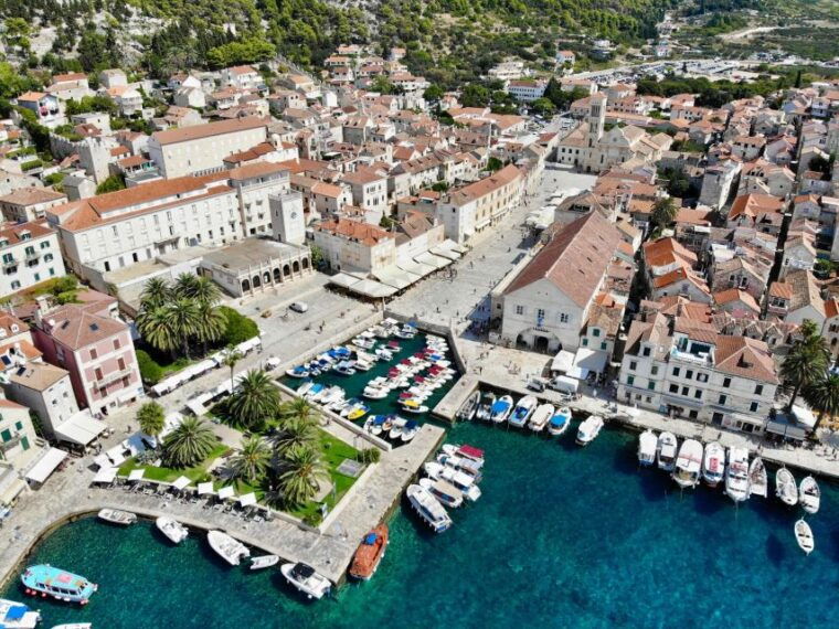 private-hvar-and-pakleni-islands-boat-cruise
