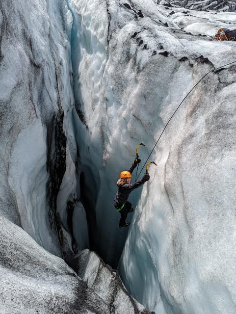 private-ice-climbing-at-solheimajokull