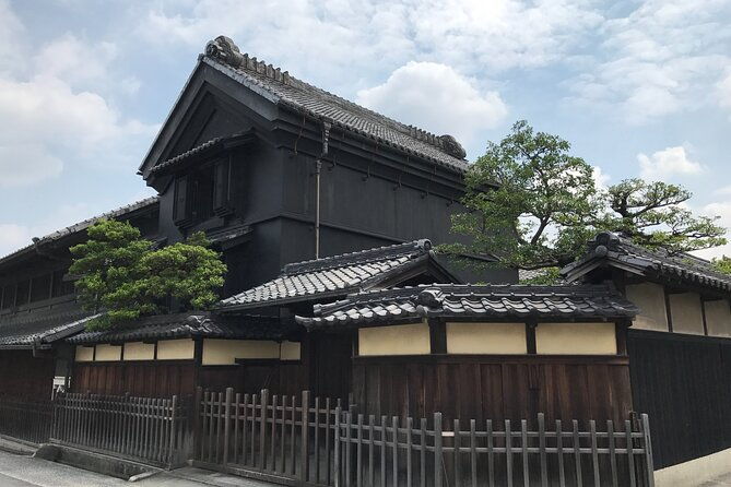private-ikebana-experience-and-tea-at-a-cozy-place