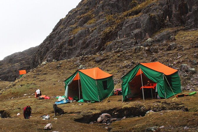 private-inca-trail-hike-to-machu-picchu-5-days-4-nights