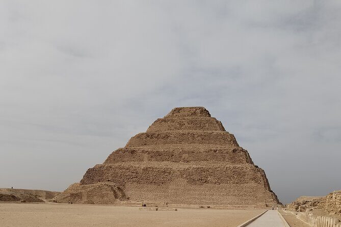 Private inclusive day tour at Giza pyramids, Sakkarra, Memphis and Dahshur. - The Sum Up