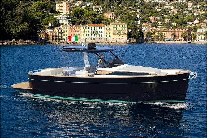 private-ischia-procida-tour-fd-with-a-gozzo-apreamare-35ft