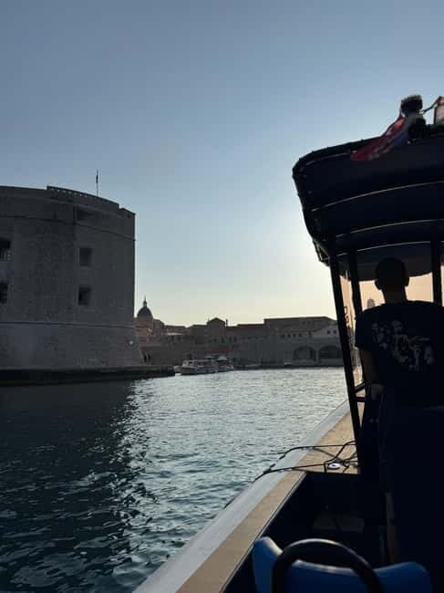 Private Island Escape: A Sunset Painting & Wine Experience - The Sum Up