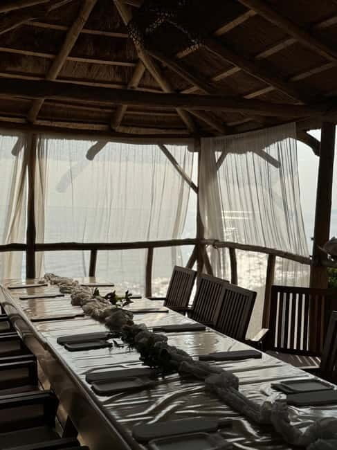 Private Island Escape: A Sunset Painting & Wine Experience - FAQ