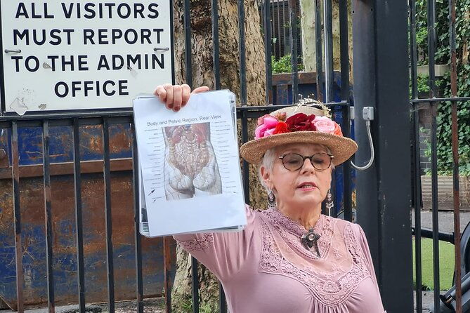 private-jack-the-ripper-walking-tour-of-whitechapel-and-brick-lane