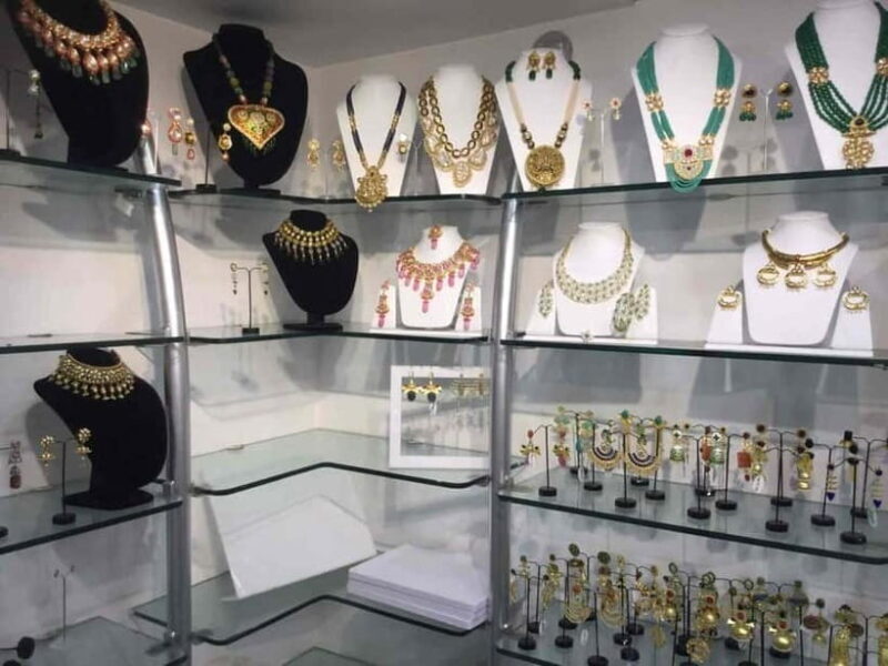 Private: Jaipur Shopping Tour By Car with Hotel Pickup - FAQ