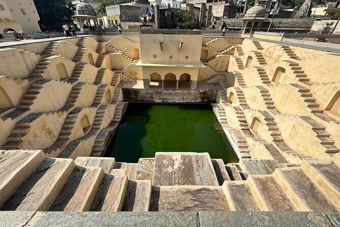 Private Jaipur Tour with Guide & All Entry Tickets - FAQs