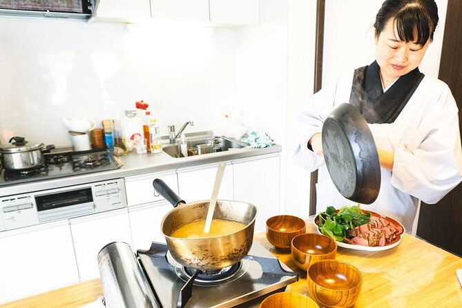 private-japanese-cooking-class-in-osaka-with-culinary-expert-yoko
