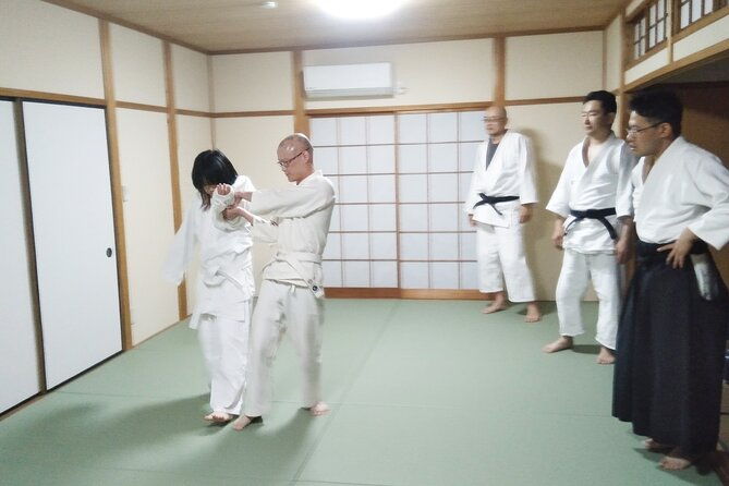 private-japanese-martial-arts-and-samurai-experience-in-gifu