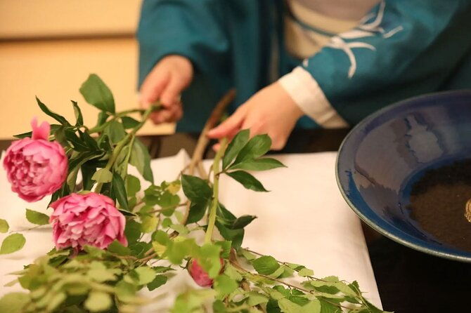 private-japanese-traditional-flower-arrangement-in-tokyo