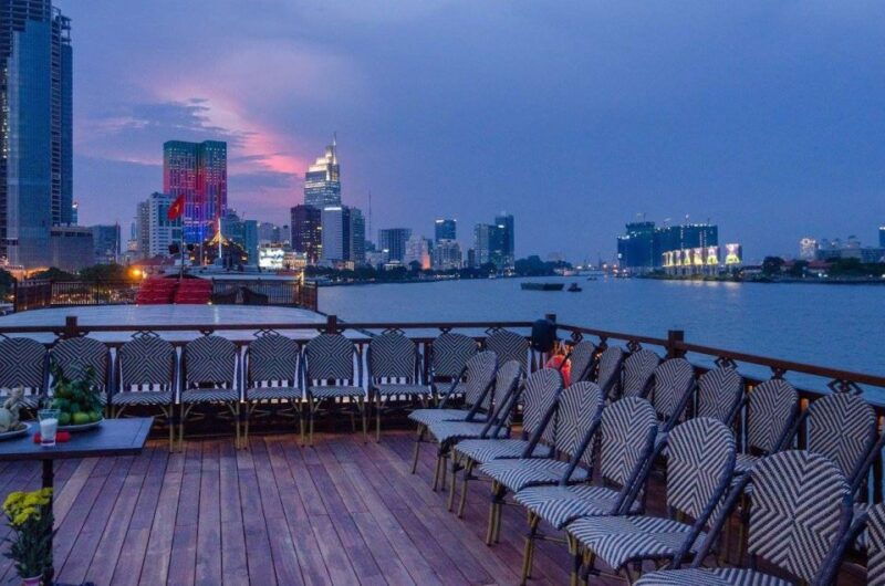 private-jeep-tour-saigon-by-night-cruise-dinner-with-music