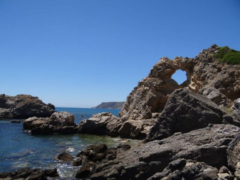 private-jeep-tour-to-espichel-mysteries-and-wild-beaches