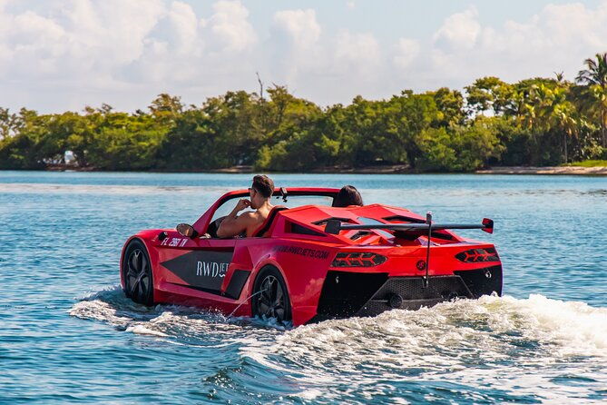 private-jetcar-experience-in-miami-waters
