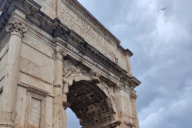 private-jewish-tour-colosseum-arch-of-titus-and-roman-forum