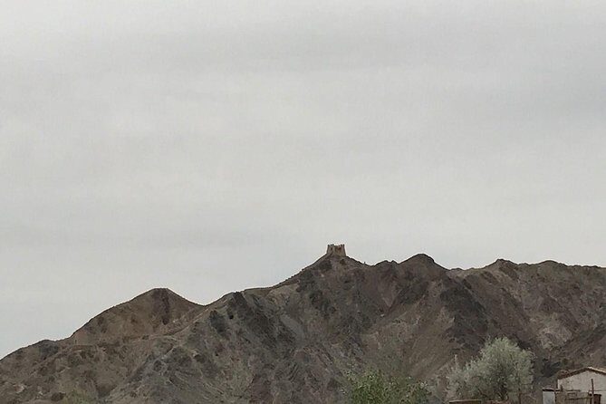 Private Jiayuguan Day Tour to Jiayuguan Fort, Overhanging Great Wall and More - FAQs