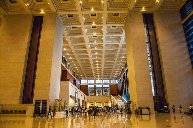 Private Jingshan Park+China National Museum/Forbidden City Tour - FAQ