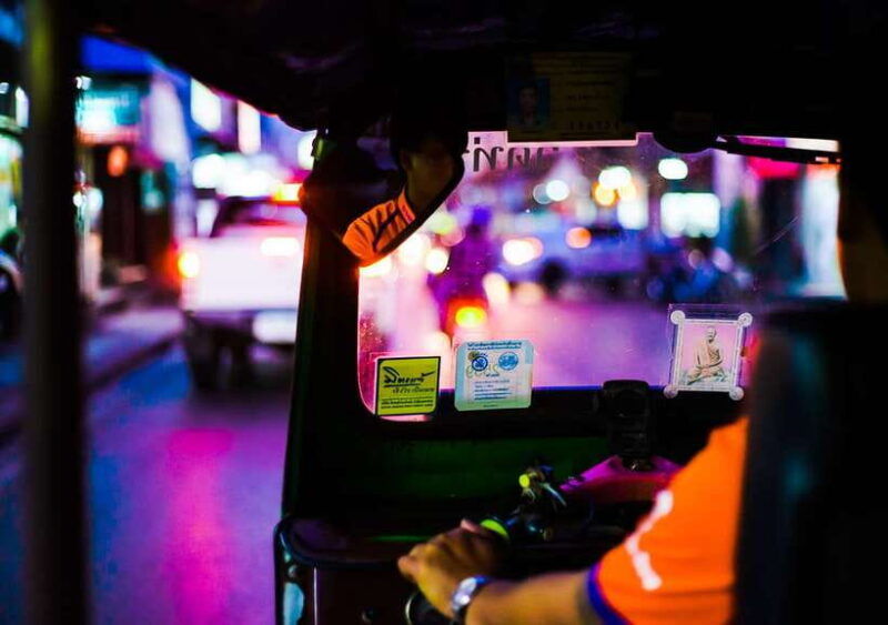 private-kandy-city-tuk-tuk-tour-and-cultural-dance-show