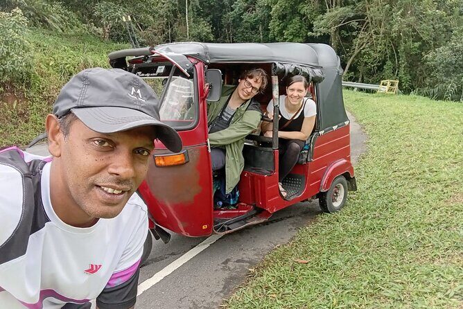 Private Kandy Day Tour: Temple of the Tooth & Lakeside Highlights - Who Should Book This Tour?