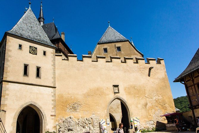 private-karlstejn-castle-luxury-tour-from-prague-with-caves