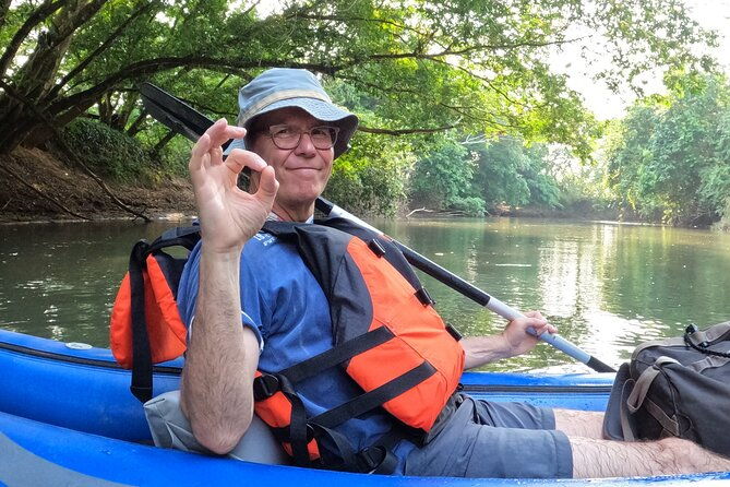 private-kayak-adventure-experience-in-rio-celeste