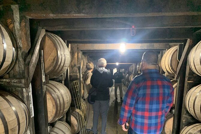 private-kentucky-single-barrel-tour-chasing-blantons