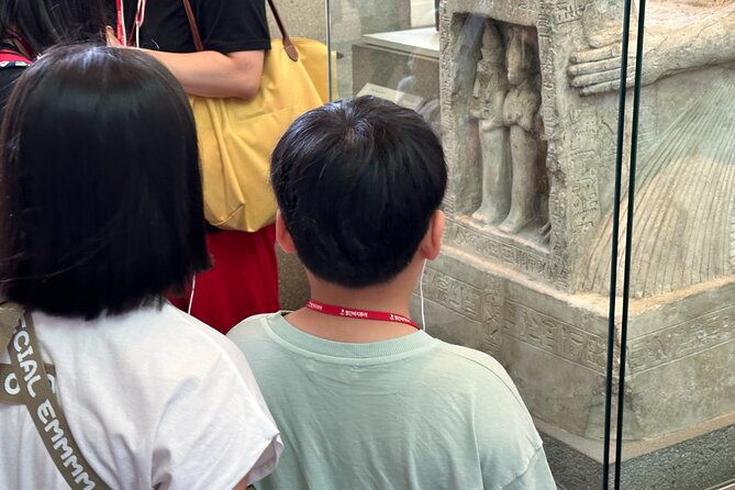 private-kid-friendly-london-british-museum-tour-and-west-end-walk