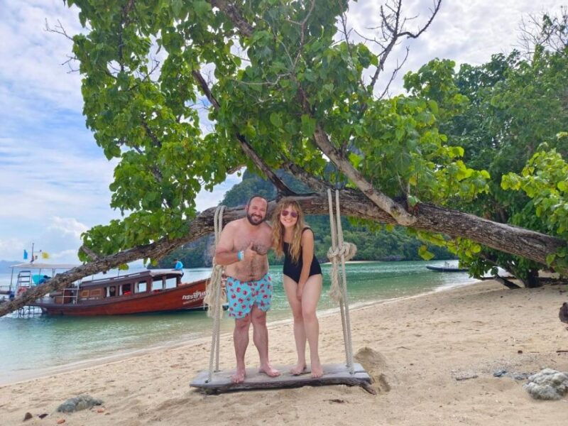 private-krabi-sunrise-to-hong-islands-by-luxury-vintage-boat