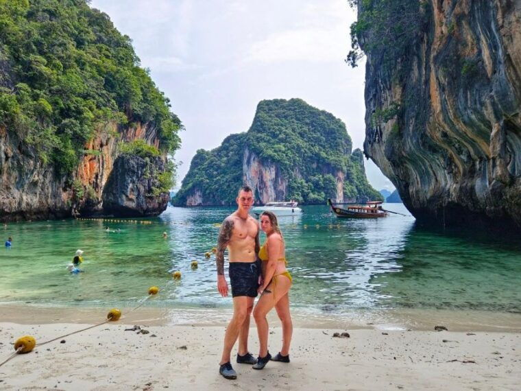 private-krabi-sunrise-to-hong-islands-by-luxury-vintage-boat