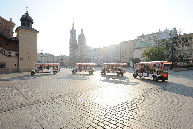private-krakow-sightseeing-by-golf-cart