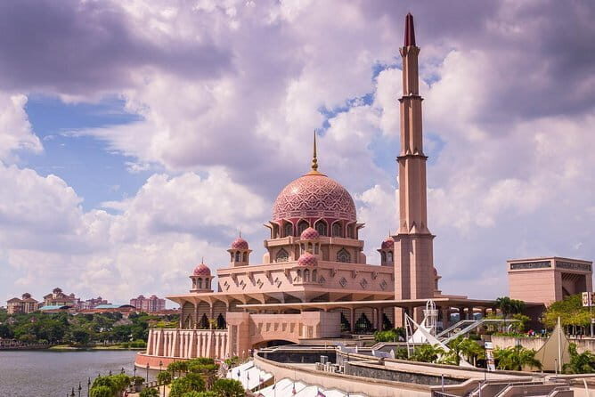 Private Kuala Lumpur City Tour Including Putrajaya & Batu Caves - FAQ
