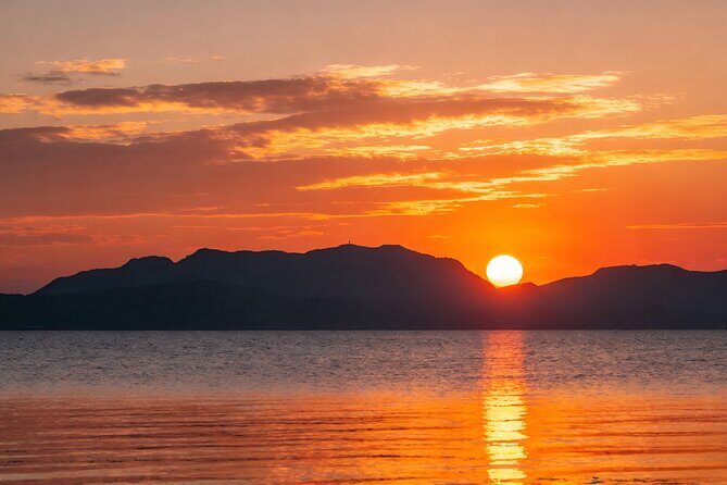 Private Kunming Illuminated Night Tour: Dianchi Lake,1903 Park and Fountain Show - The Sum Up