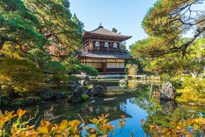private-kyoto-customizable-day-tour-with-guide-luxury-vehicle