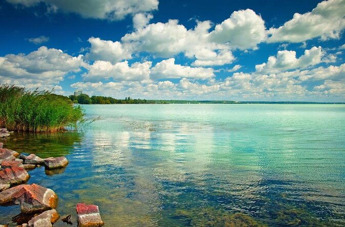 private-lake-balaton-experience-with-an-unforgettable-wine-tasting