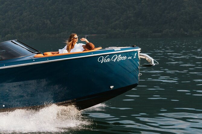 private-lake-como-boat-tour-in-a-luxury-boat