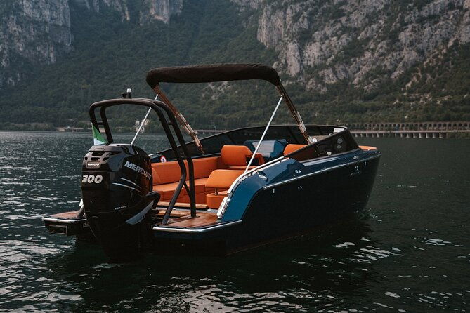private-lake-como-boat-tour-in-a-luxury-boat