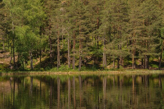 private-lake-walk-with-campfire