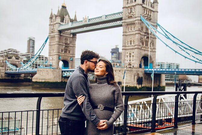 private-landmarks-photoshoot-for-families-and-couples