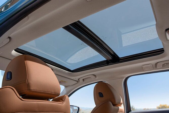 private-layover-experience-in-luxury-suv-5-6-hours